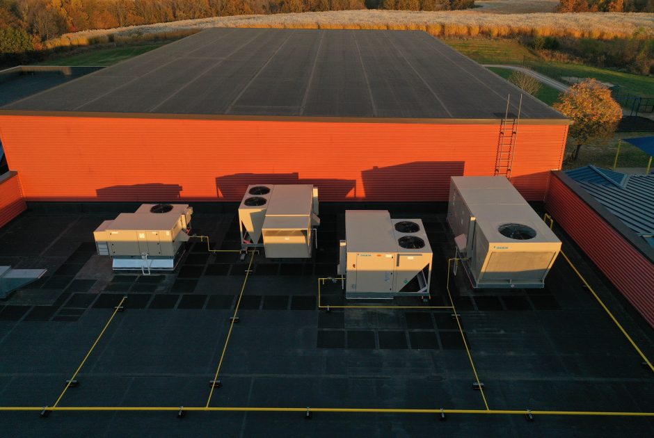 Boonville Schools' Hannah Cole Elementary with upgraded rooftop mechanical equipment