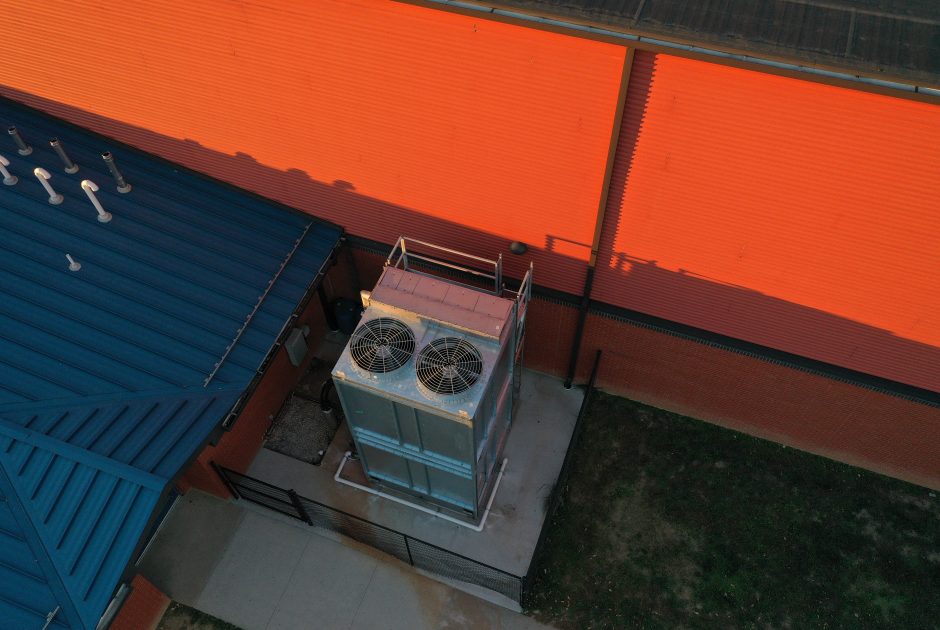 Boonville Schools' Hannah Cole Elementary with upgraded rooftop mechanical equipment