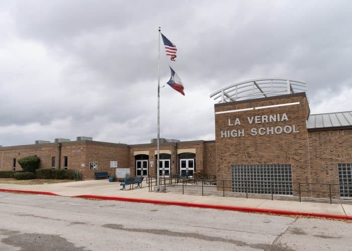 Exterior photo of La Vernia High School building