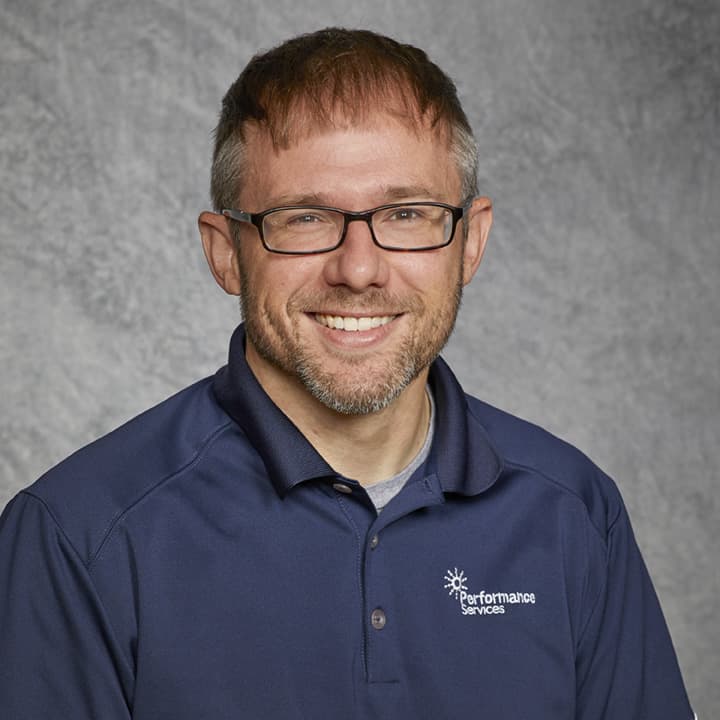 Kyle Leonard Headshot