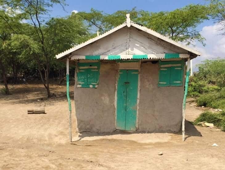 mud-house-haiti-2015