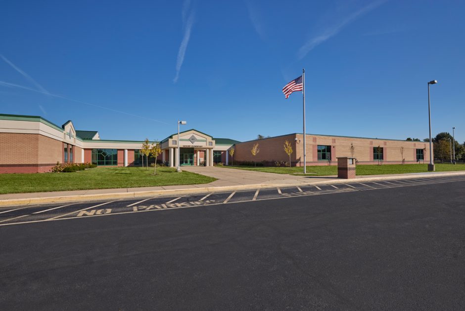 Avon's Hickory Elementary School Exterior