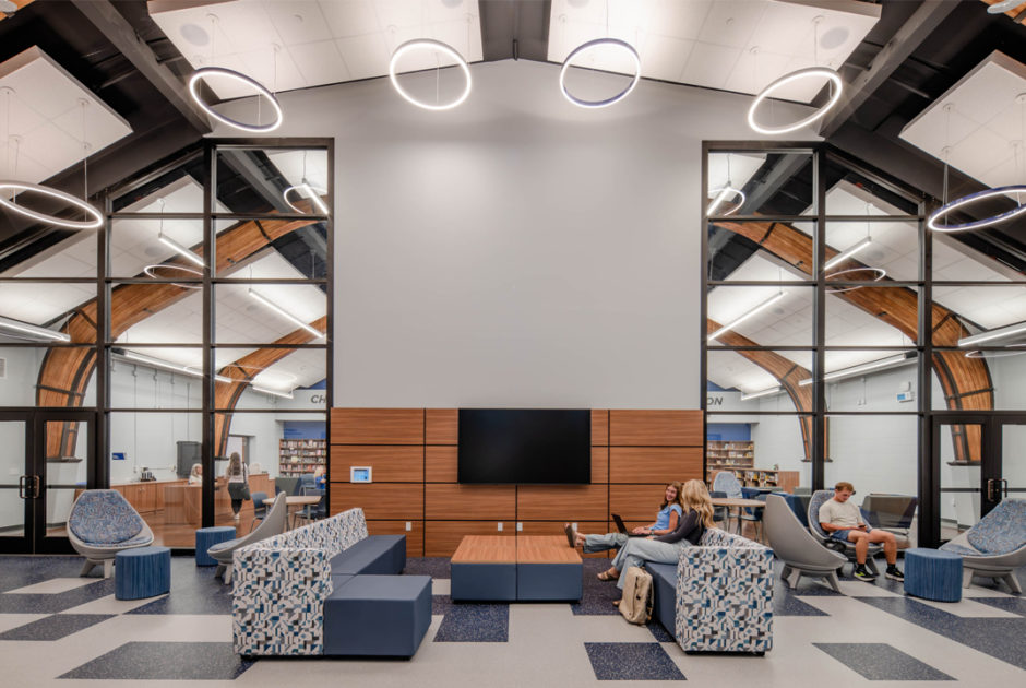 Peshtigo School District Renovated Media Center