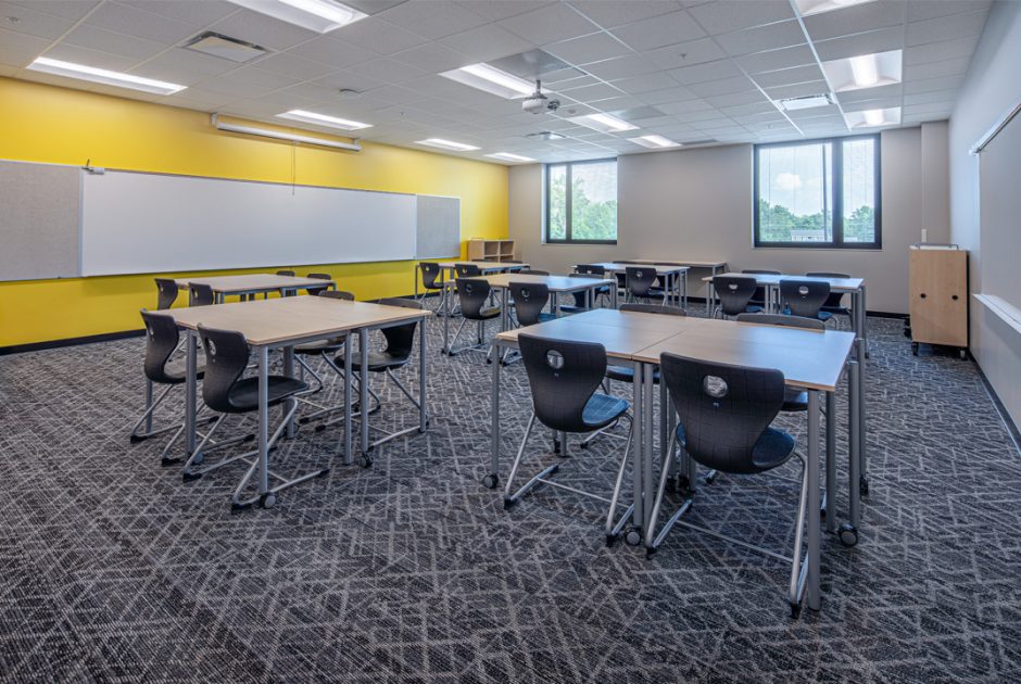 Avon Middle School West Classroom