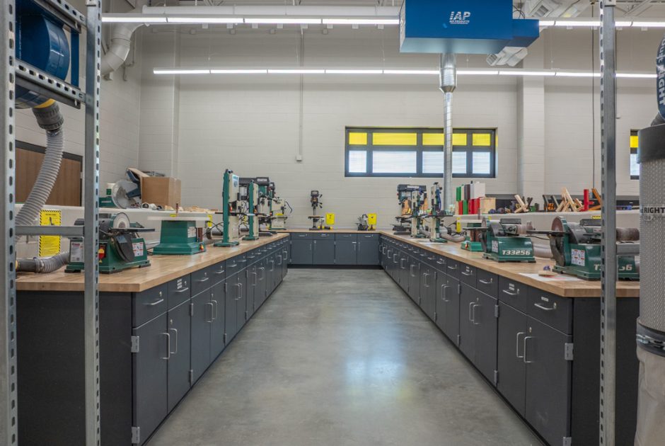 Avon Middle School West Design & Engineering Classroom