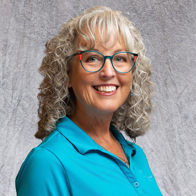 Amy Crow Headshot, Plumbing Engineer at Performance Services